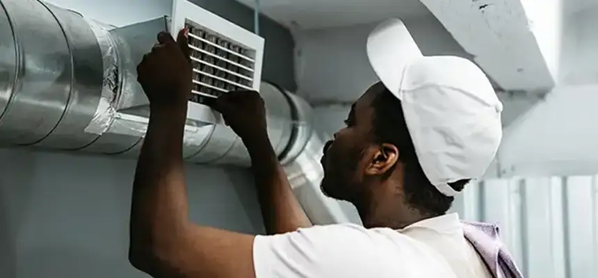 Our Licensed And Insured Cleaners in Urbana, IL